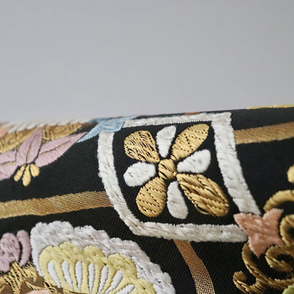 袋帯「菱襷有職華文」洛陽織物