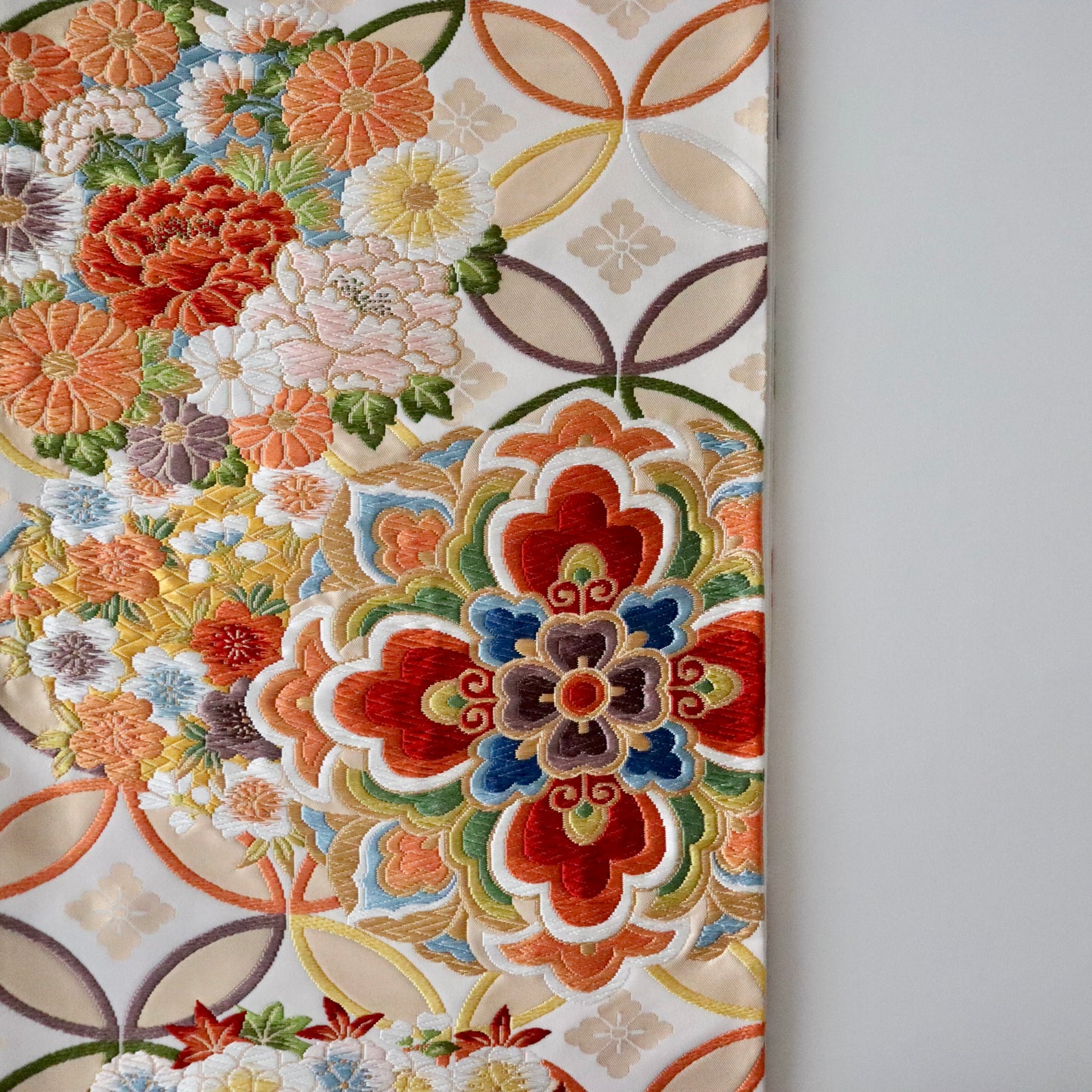 袋帯「寿祥秀花七宝文」河合美術織物