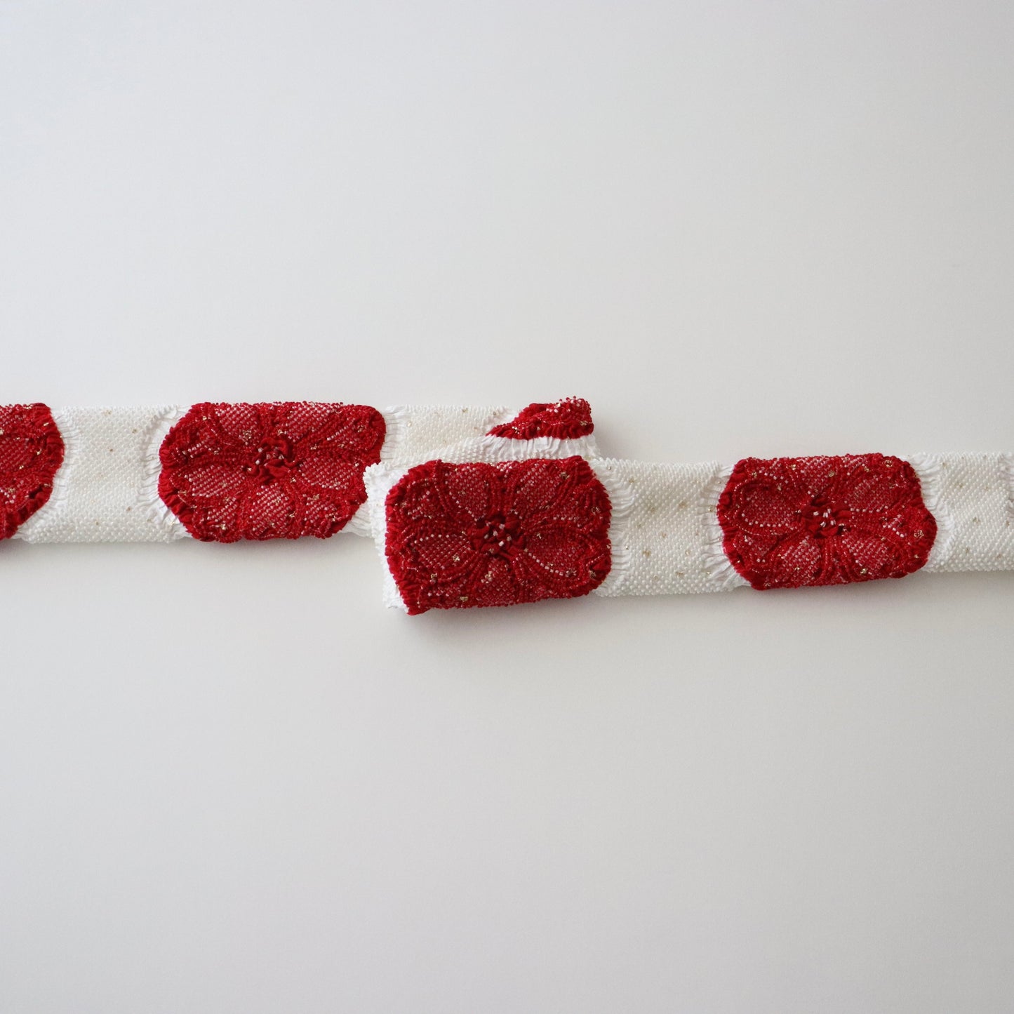 絞染帯揚げ「八重桜輪 - 紅白」大原商店