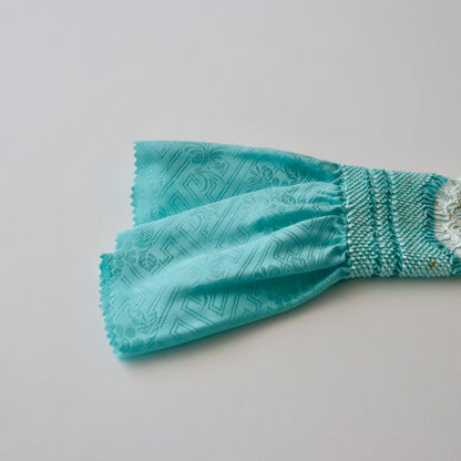 絞染帯揚げ「八重桜輪 - 甕覗 白」大原商店