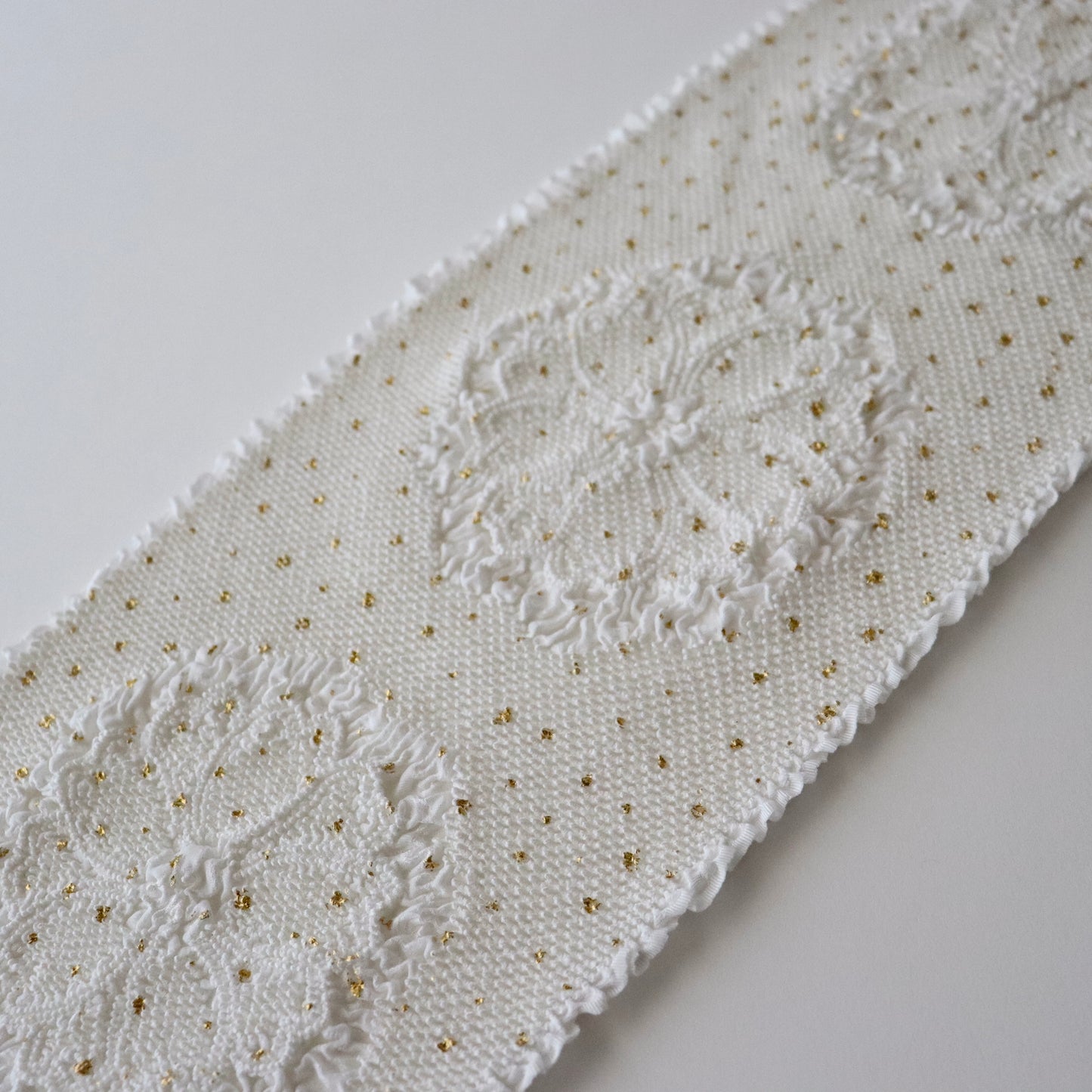 絞染帯揚げ「八重桜輪 - 白」大原商店