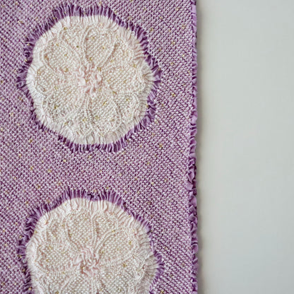 絞染帯揚げ「八重桜輪 - 薄葡萄 白」大原商店