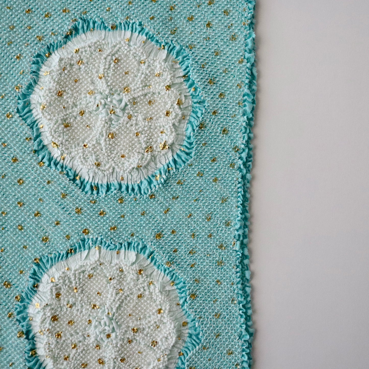 絞染帯揚げ「八重桜輪 - 甕覗 白」大原商店