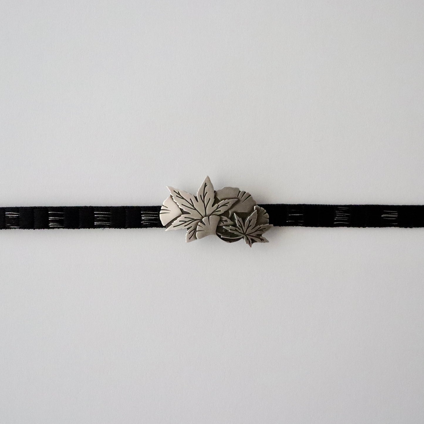 帯留「銀杏と楓」大原商店