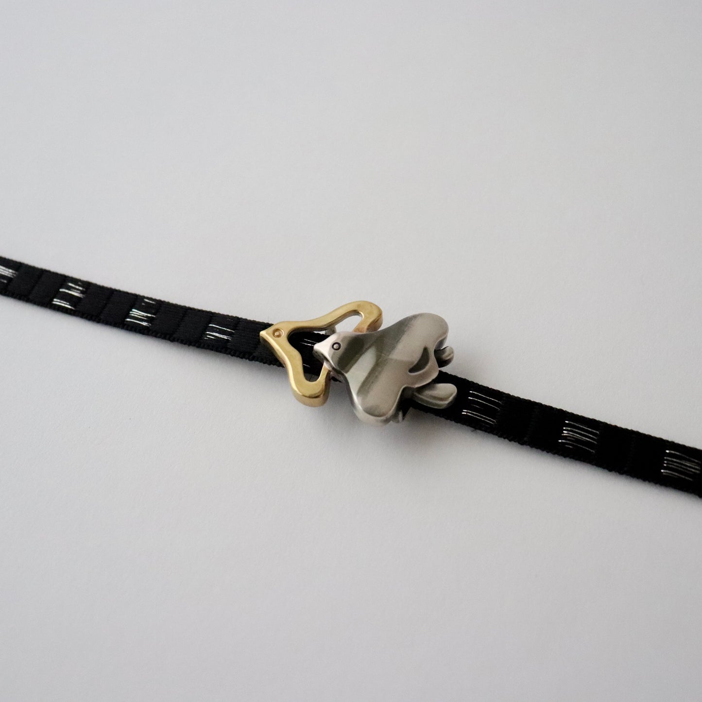 三分紐「鎧 - bk/sil」大原商店