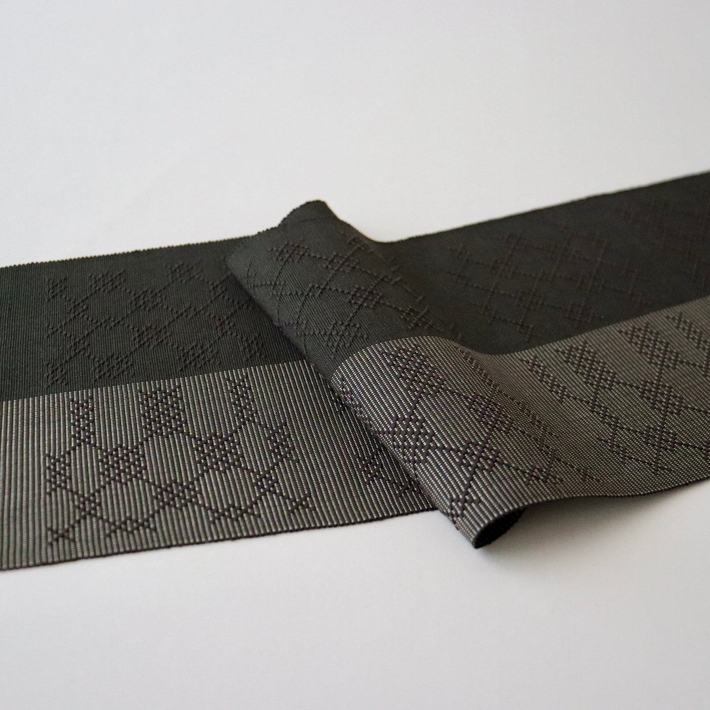 正絹四寸帯「首里花織 - dk.b」手仕事アヰ