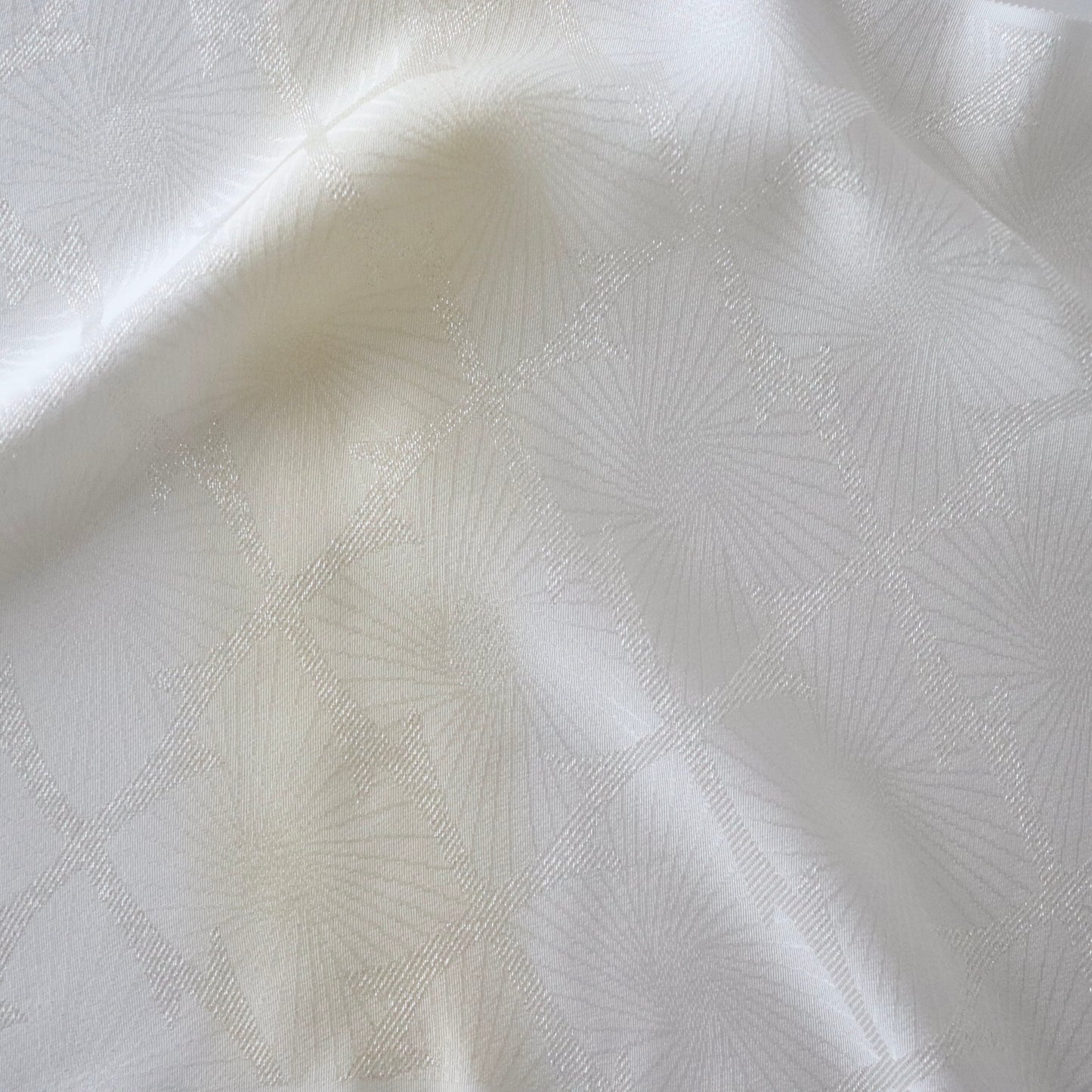 帯揚げ「銀通し花菱 / lt.y」和小物さくら