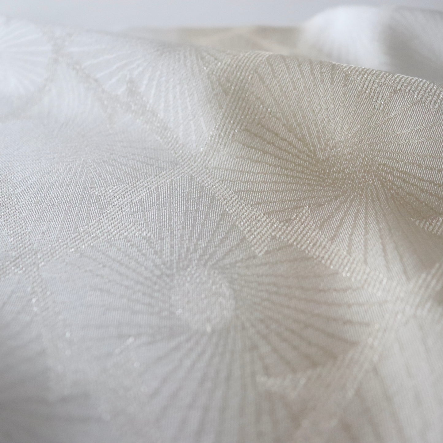 帯揚げ「銀通し花菱 / lt.be」和小物さくら