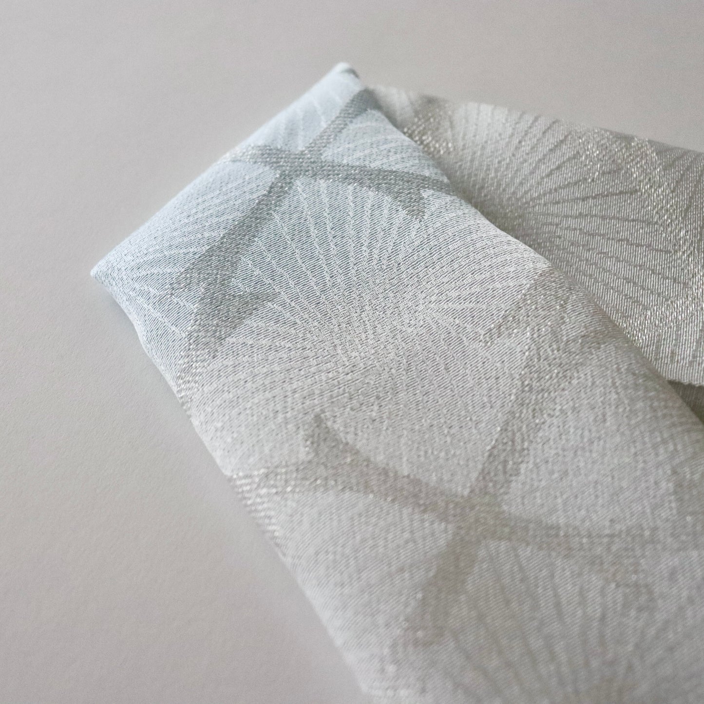 帯揚げ「銀通し花菱 / lt.bl」和小物さくら