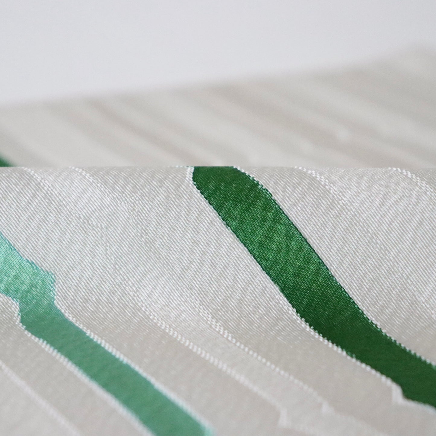 帯揚げ「臈纈横段 / grn」和小物さくら