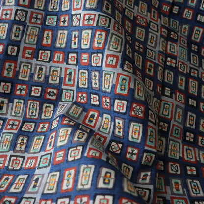 紬絵羽小紋「型絵染  - 藍地階段取り額紋」小島貞二