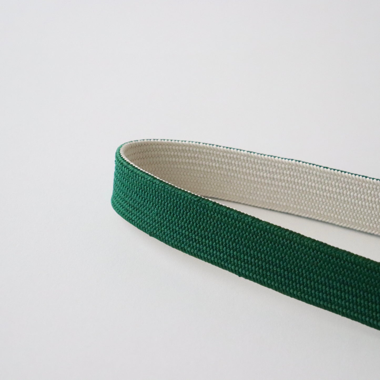 帯締め「手組み椿- wht.grn」　和小物さくら