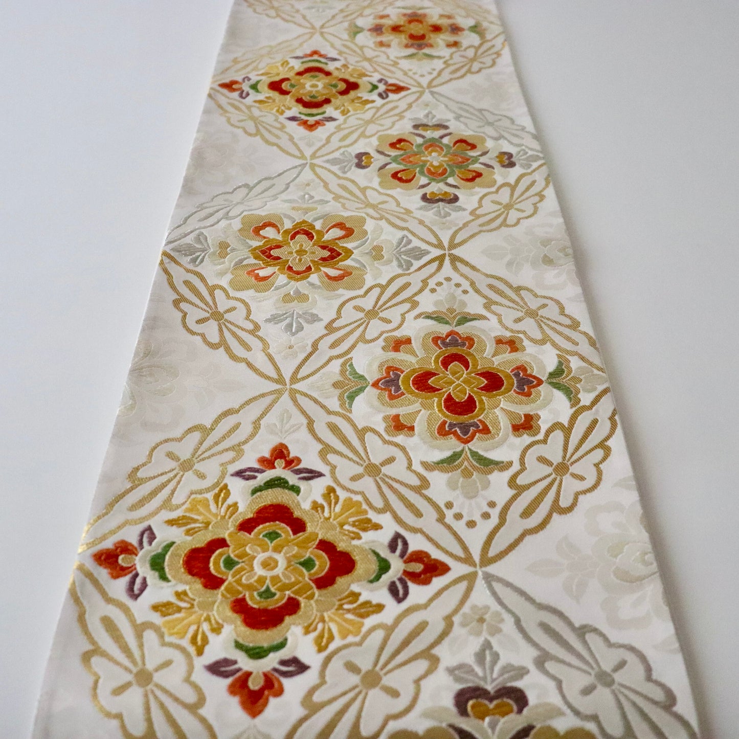 袋帯「吉兆綾錦 - 菱繋ぎ華文」絲屋善創