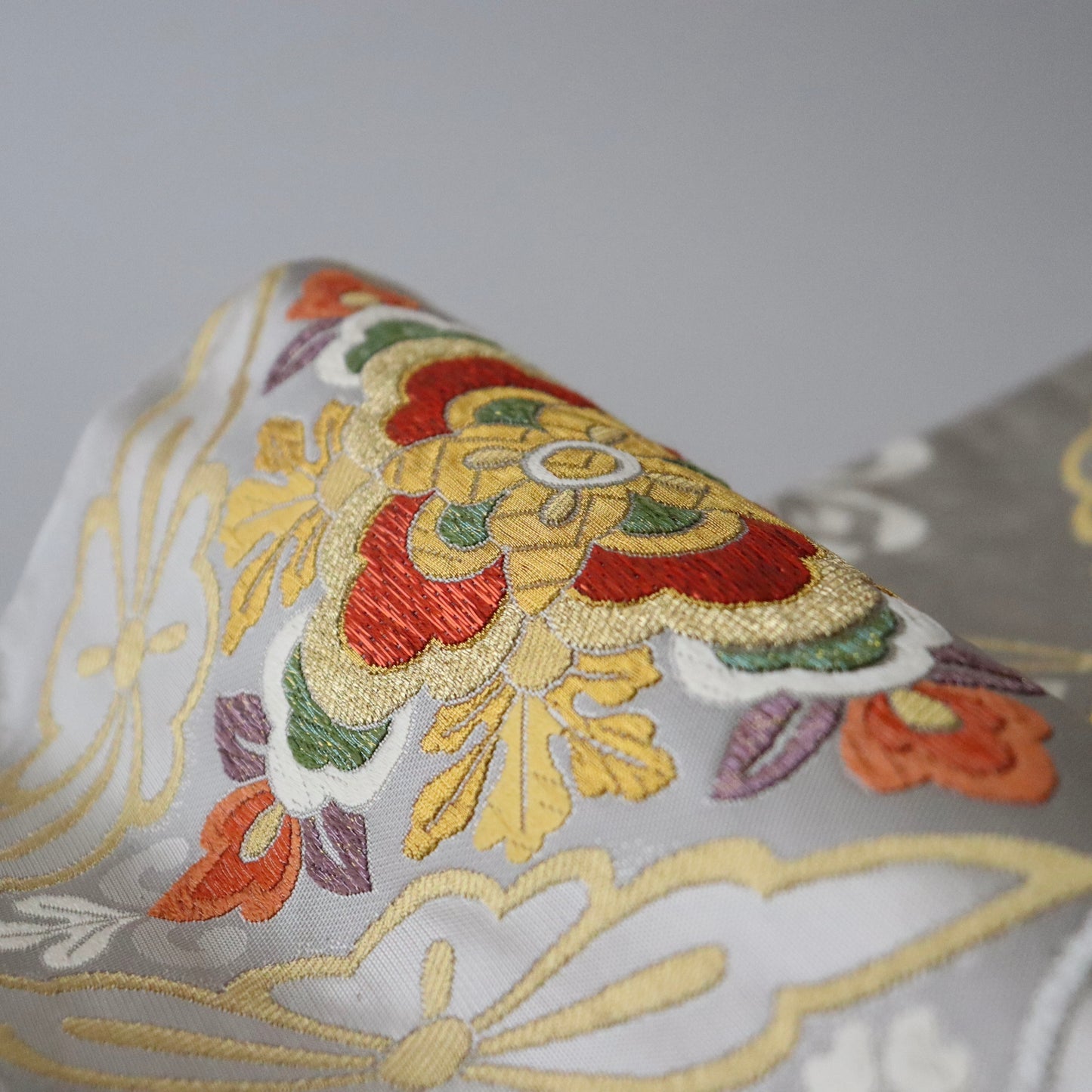 袋帯「吉兆綾錦 - 菱繋ぎ華文」絲屋善創