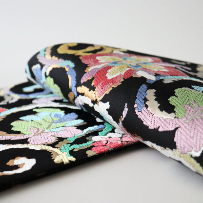 袋帯「唐絹 - 葡萄唐草華文」志都香