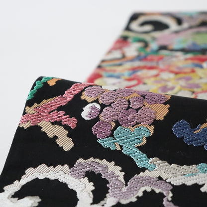 袋帯「唐絹 - 葡萄唐草華文」志都香