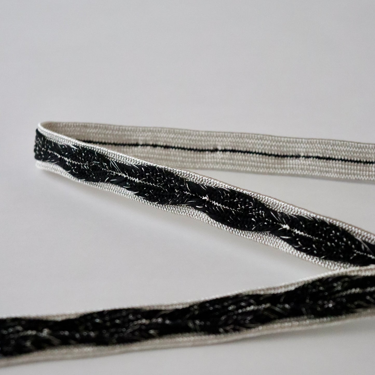 帯締め「高麗浮木の葉- slv blk」和小物さくら