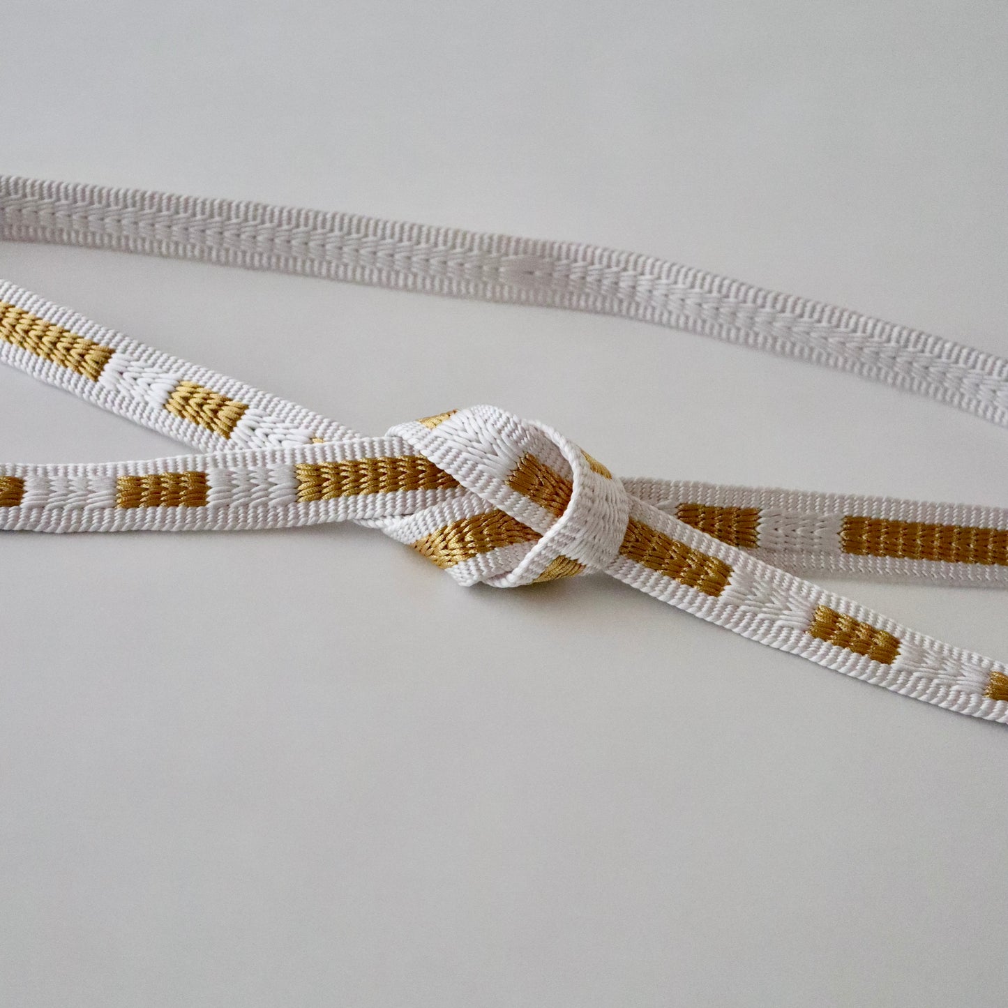 帯締め「三段綾竹組 - 君ヶ袖 wht」大原商店