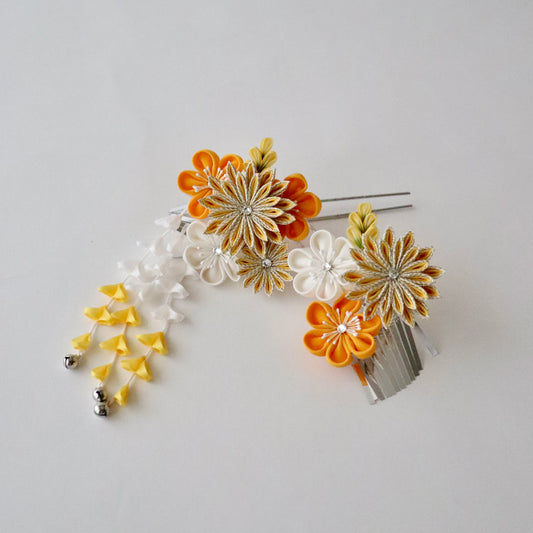 振袖向け髪飾り「つまみ細工 - 花々/支子色」大原商店