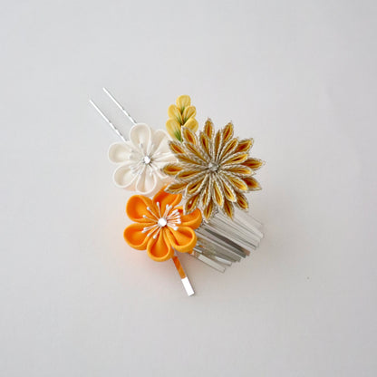 振袖向け髪飾り「つまみ細工 - 花々/支子色」大原商店