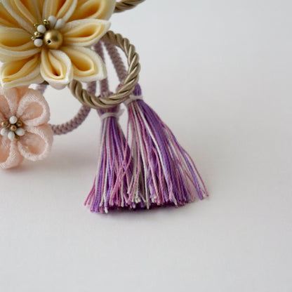 振袖向け髪飾り「つまみ細工 - 花々/淡黄空色」大原商店