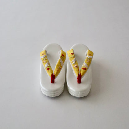 七歳向け 草履「兎 yel」和装小物やまざき