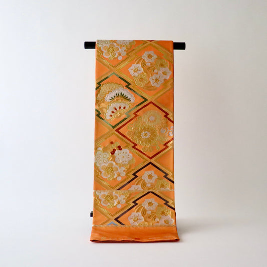 袋帯「吉兆綾錦 - 松皮菱花丸文」絲屋善創